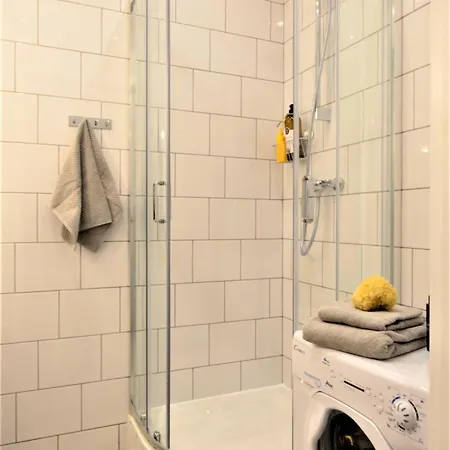 Apartman Dzielna Ii *